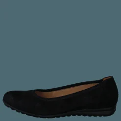 7262047 Black