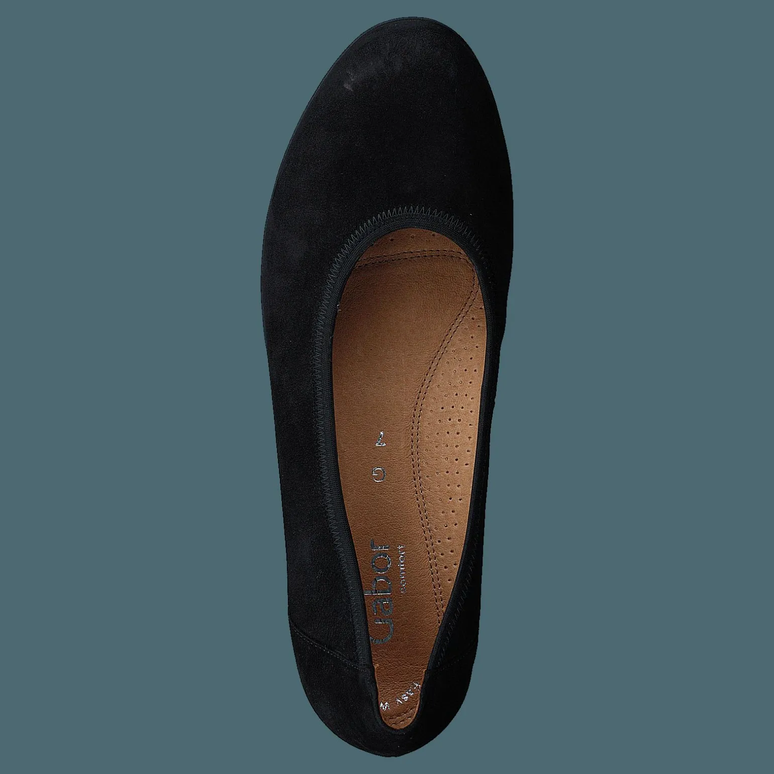 7262047 Black
