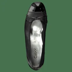 06.102.67 Black