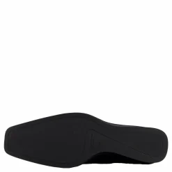 Aino Black