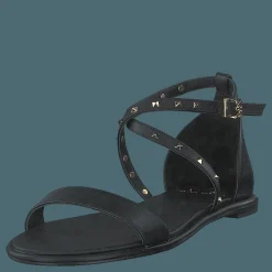 Astrid Black