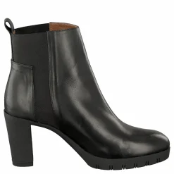 Beta Black