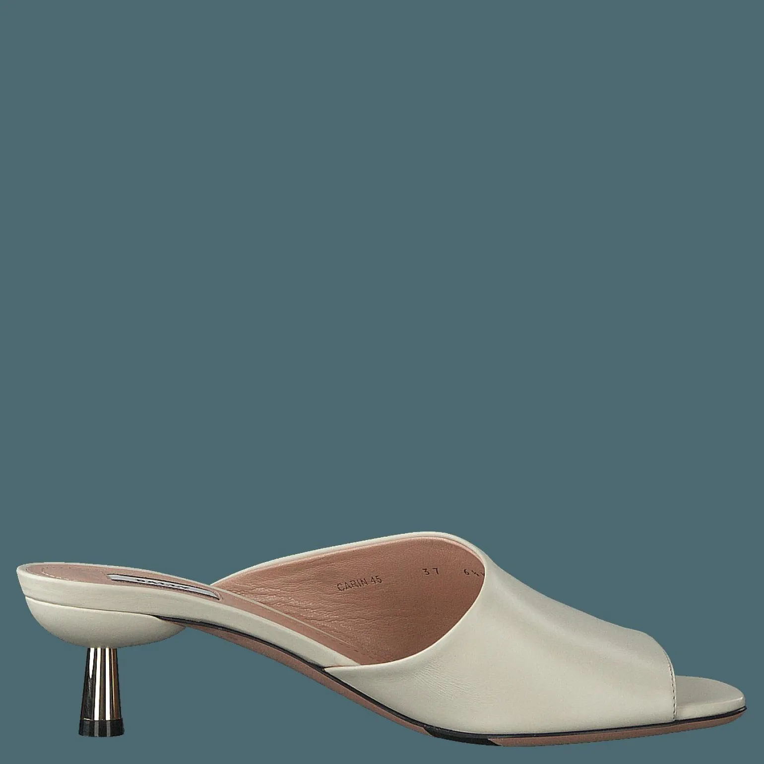 Carin 45 008, Bone 15