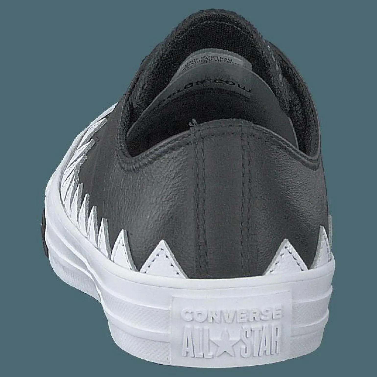 Chuck Taylor All Star Mission- Black