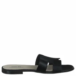 Claire Plain Black