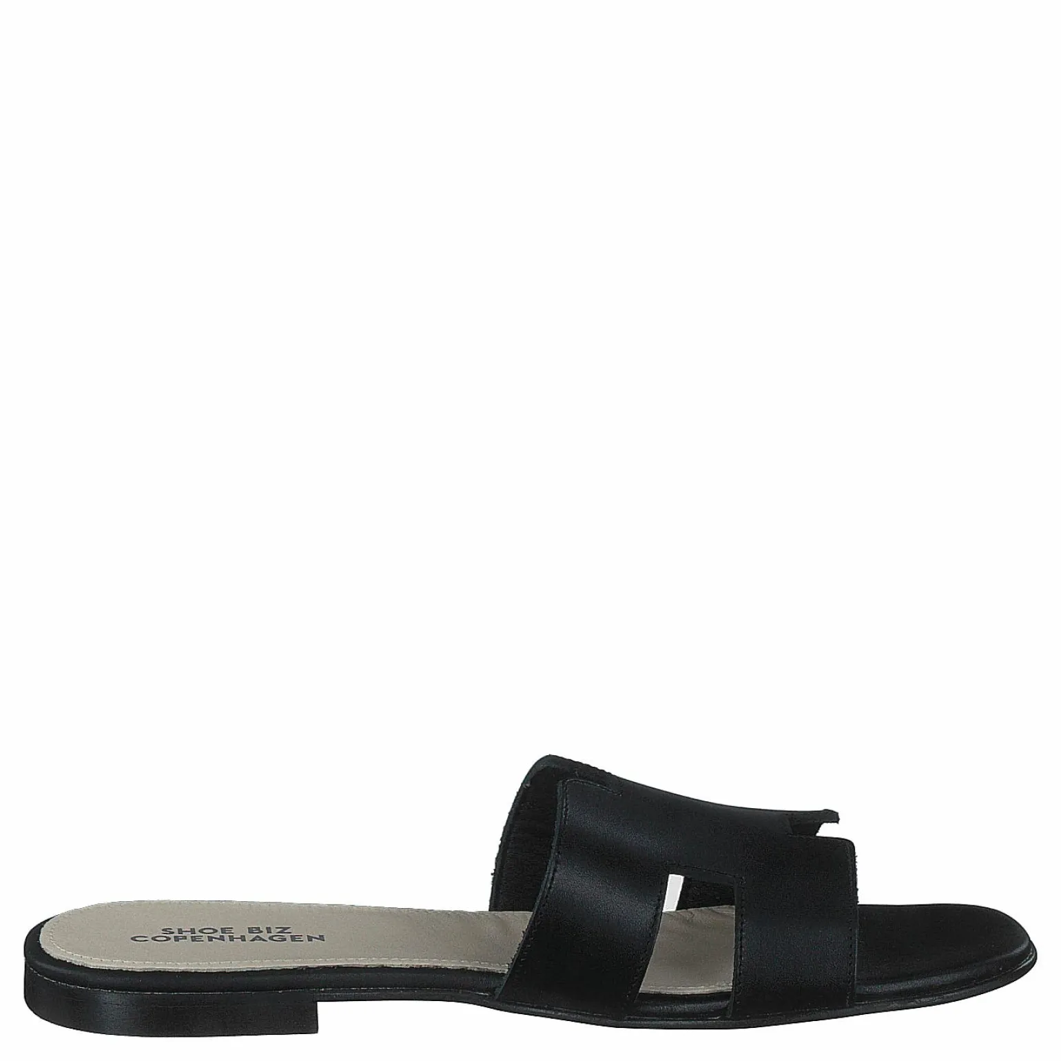 Claire Plain Black