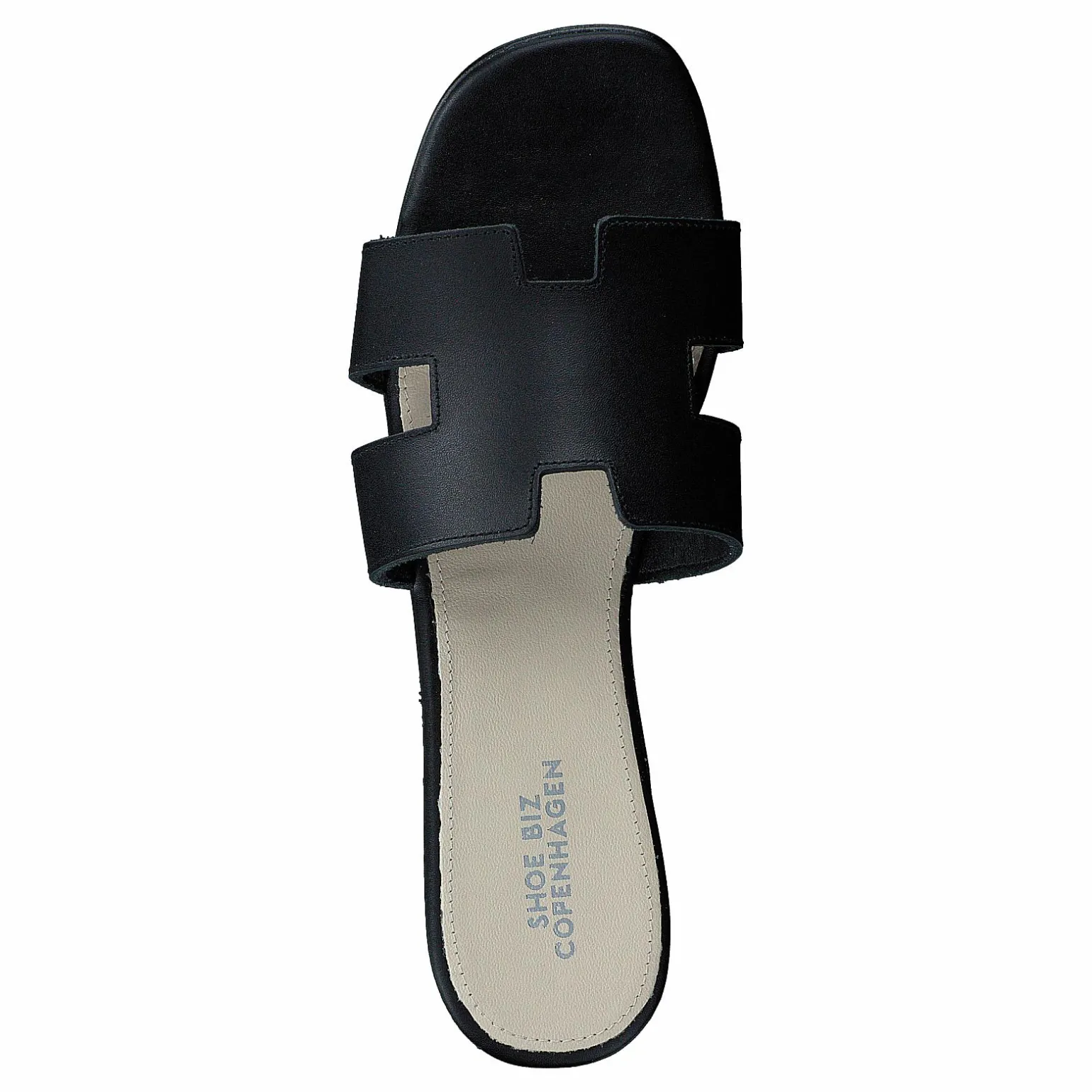 Claire Plain Black