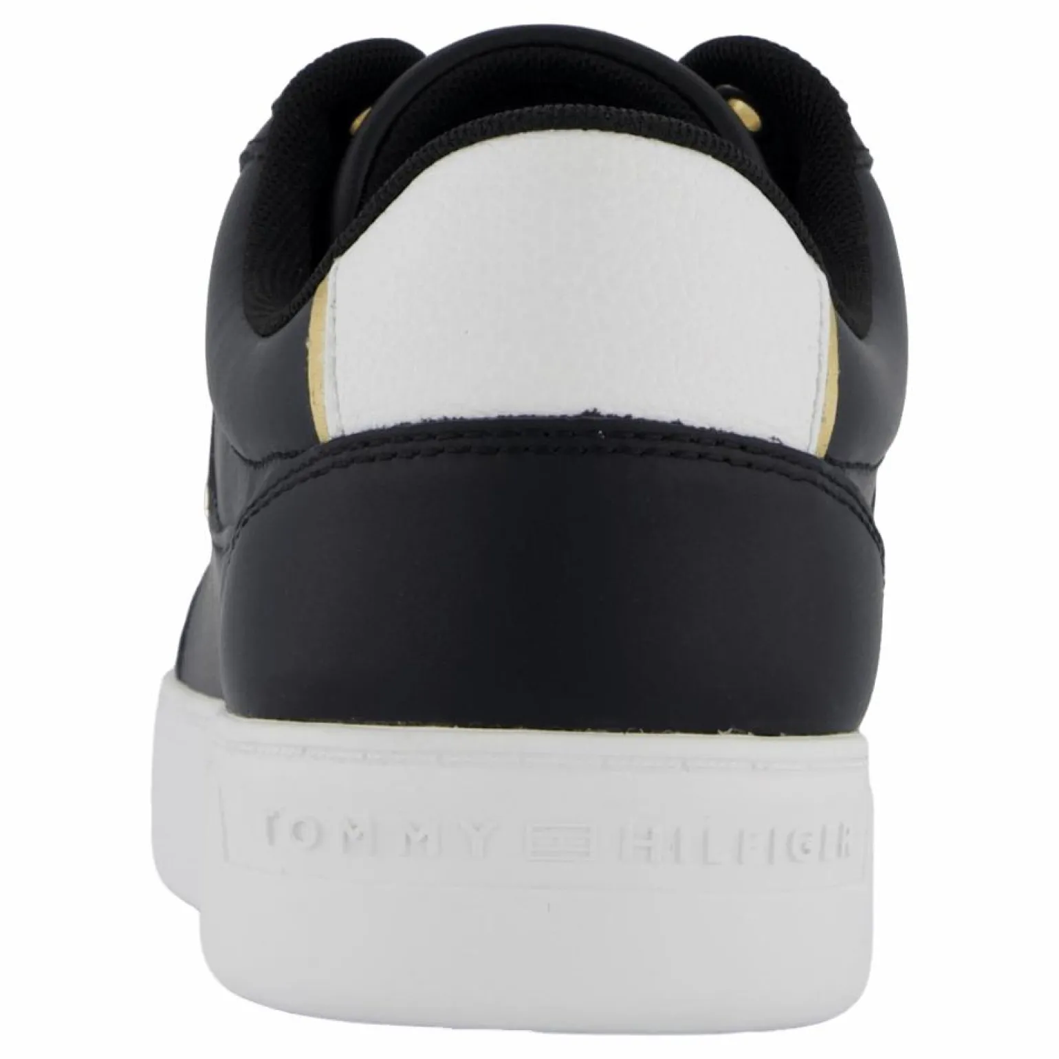 Essential Chic Court Sneaker Black