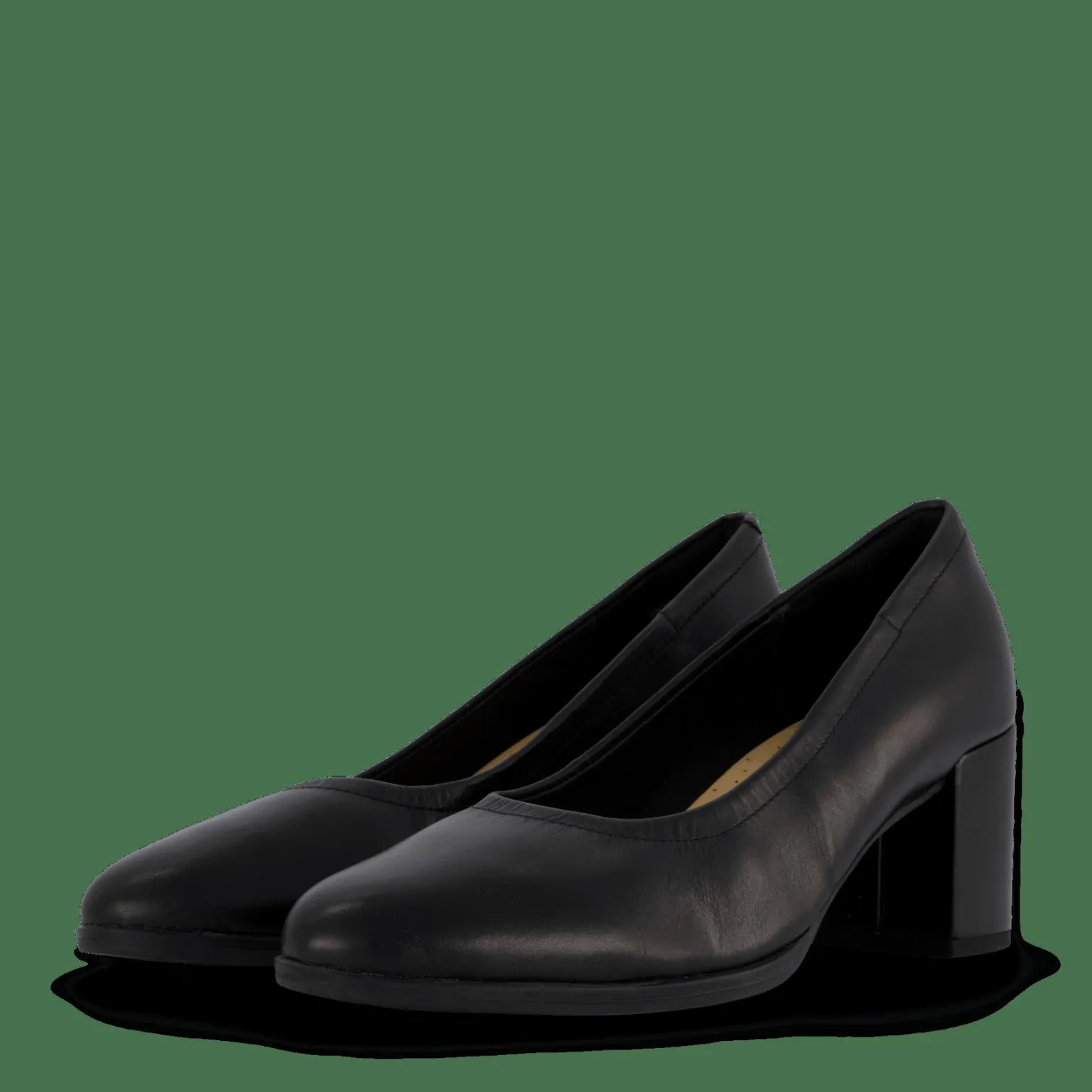 Freva55 Court Black Leather