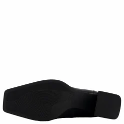 Hedda Black