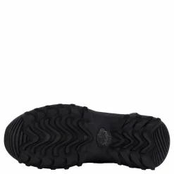 Hollowway Black