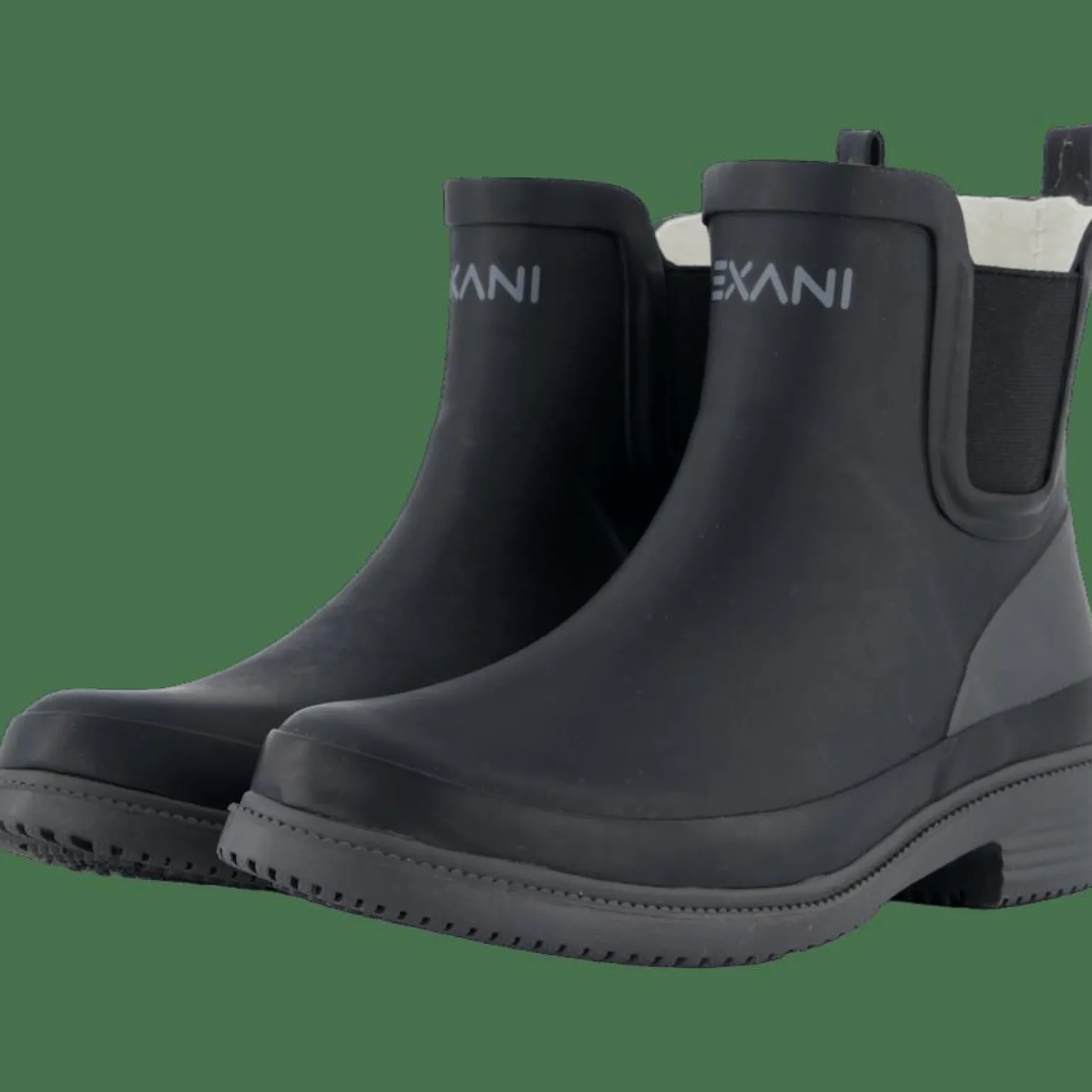 Low Color Boot W Black