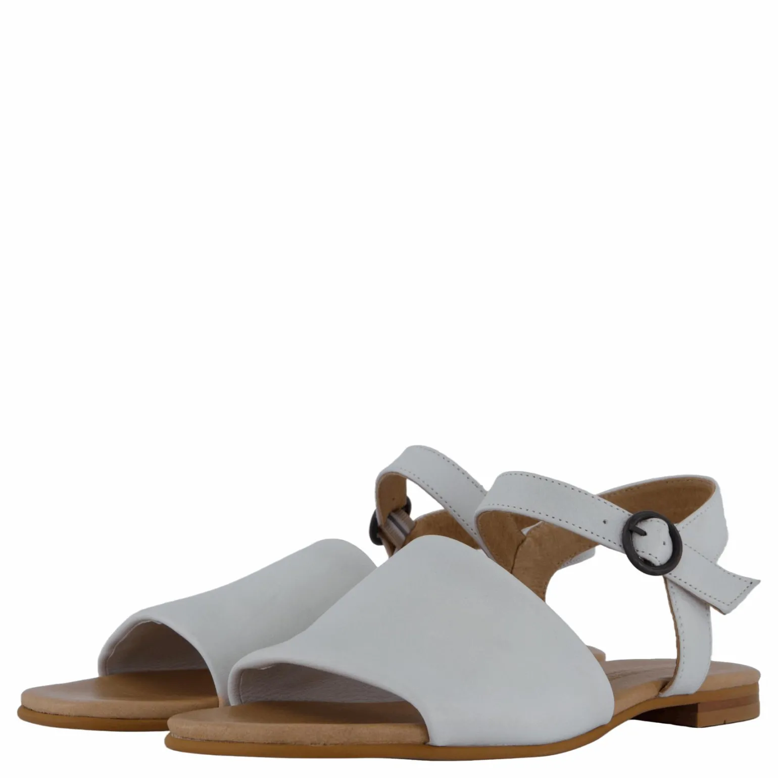 Madeleine Offwhite