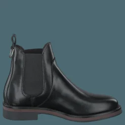Malin Chelsea Black
