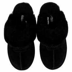 Obey W Black