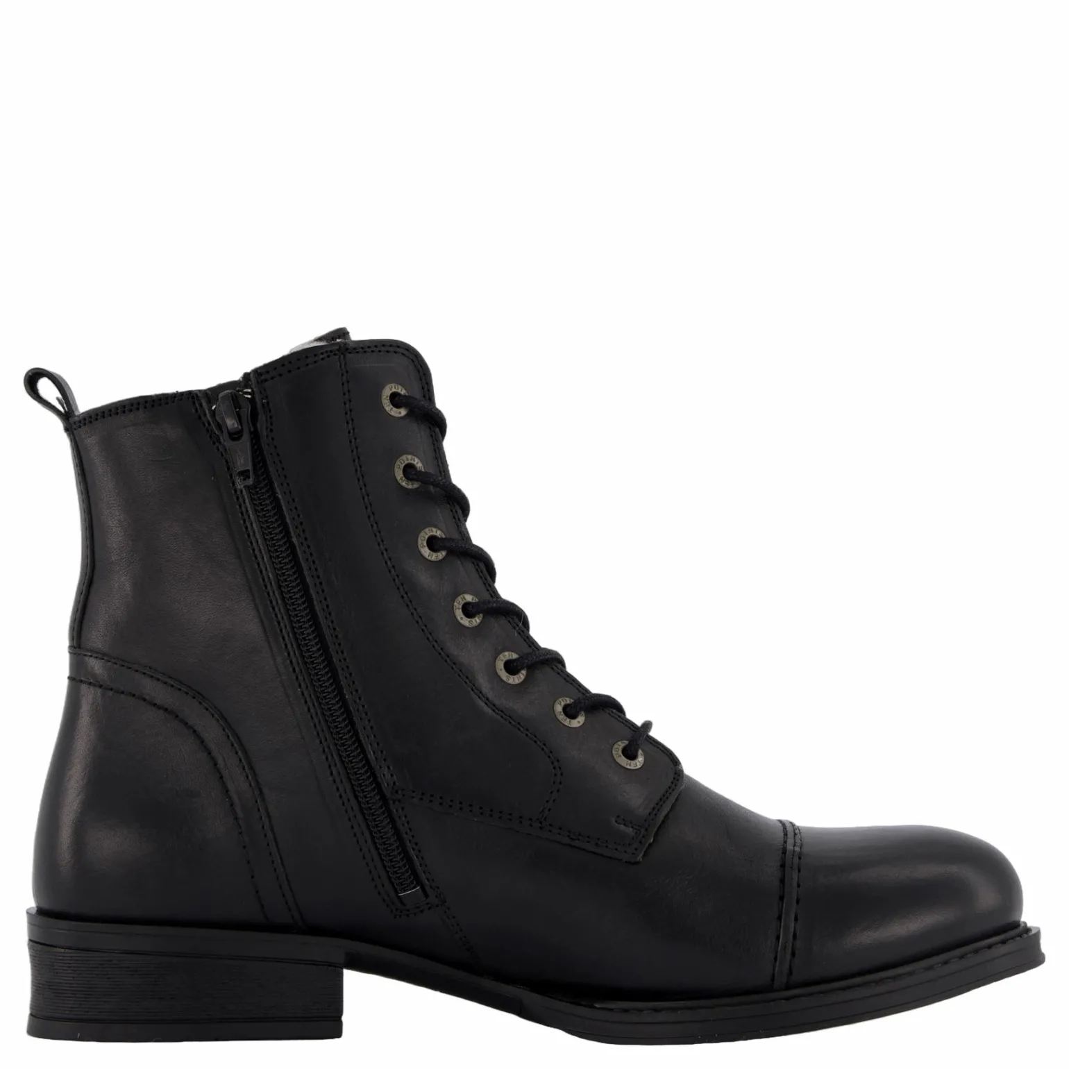 Pandora Boot