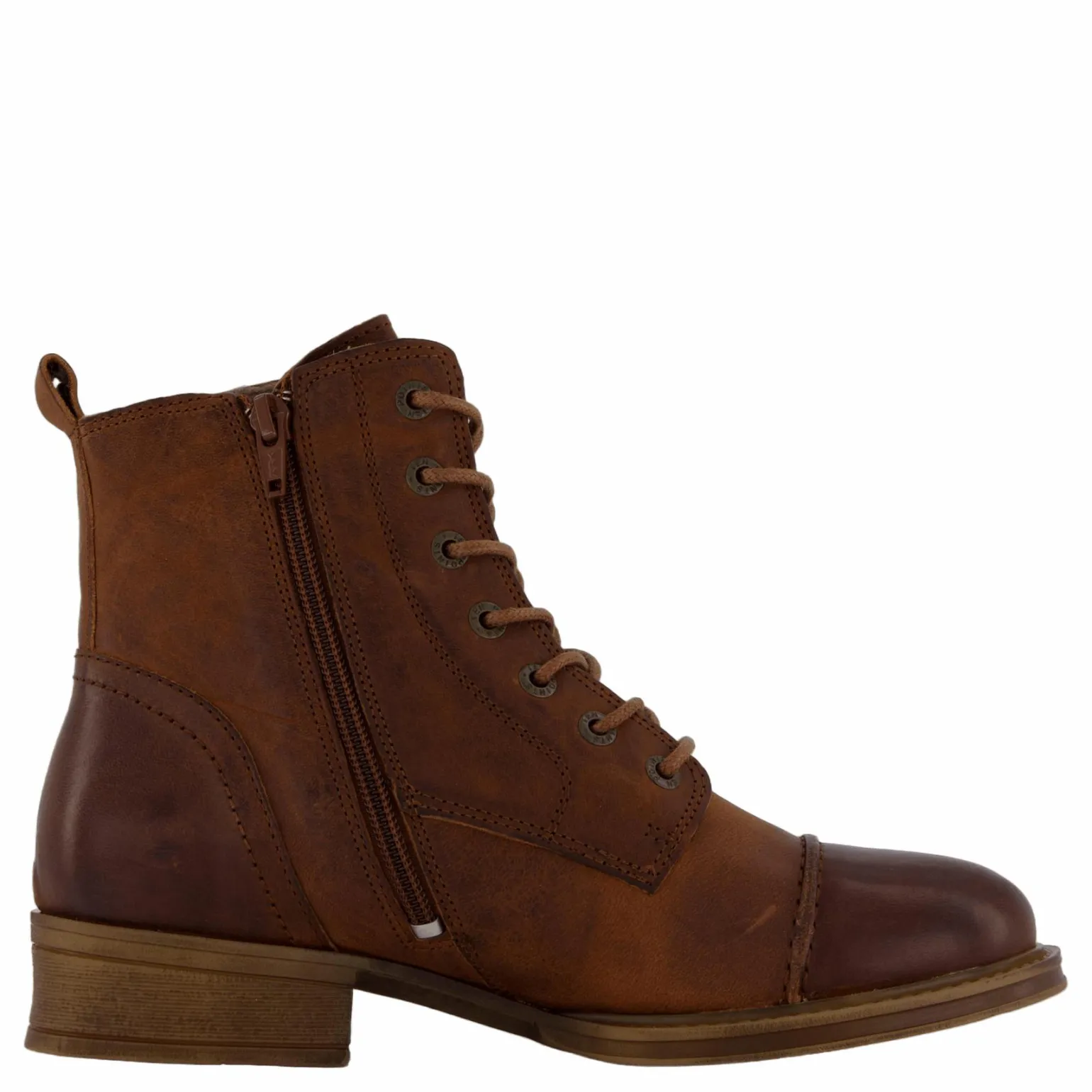 Pandora Boot