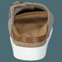 Patricia Beige