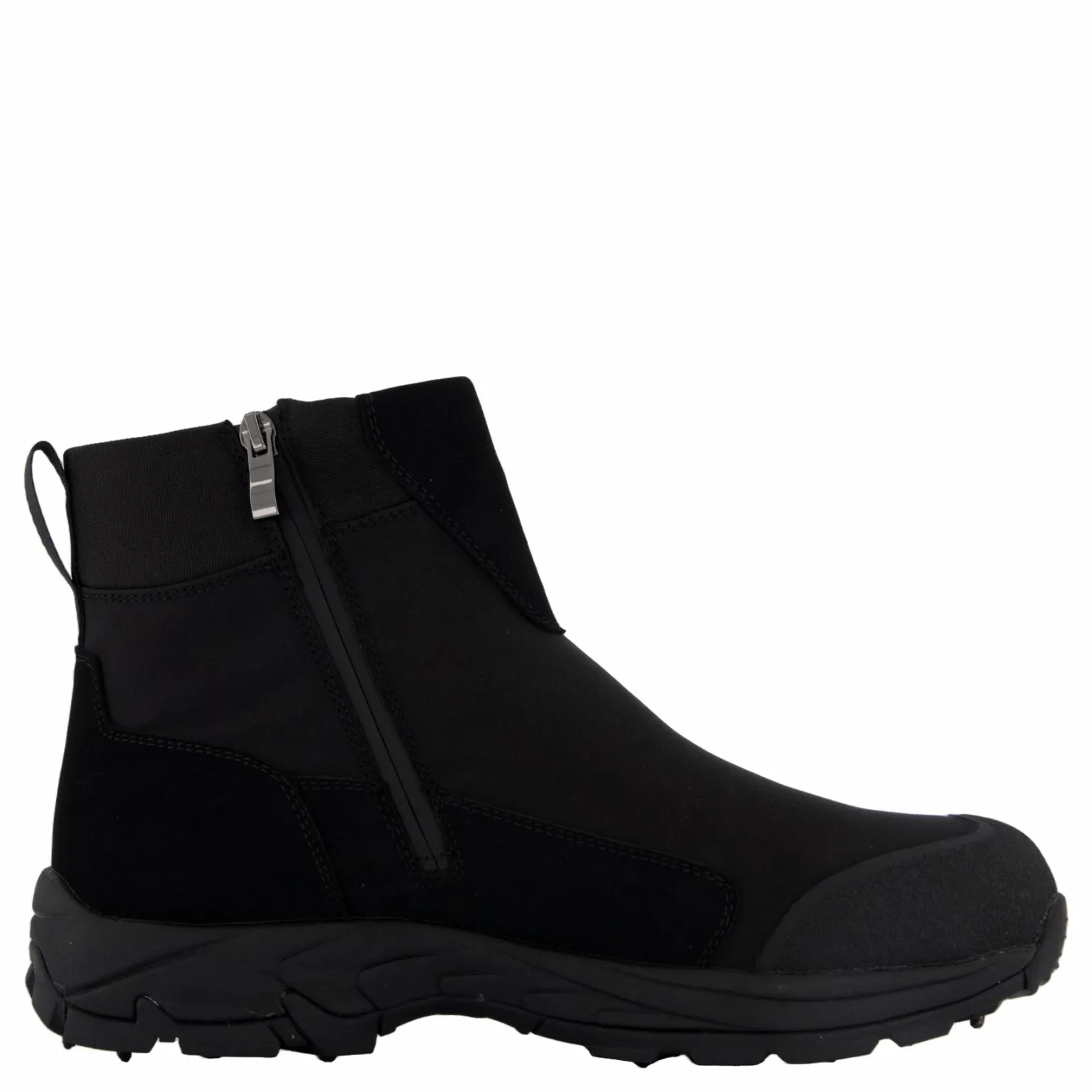 Pinner M Studs Black