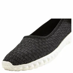Sanya Black