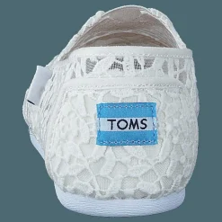 Seasonal Classics White Lace Leaves