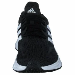 Showtheway 2.0 Shoes Core Black / Cloud White / Core Black