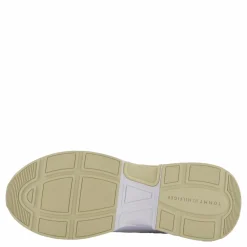 Th Chunky Feminine Runner White