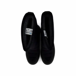 Universal Black